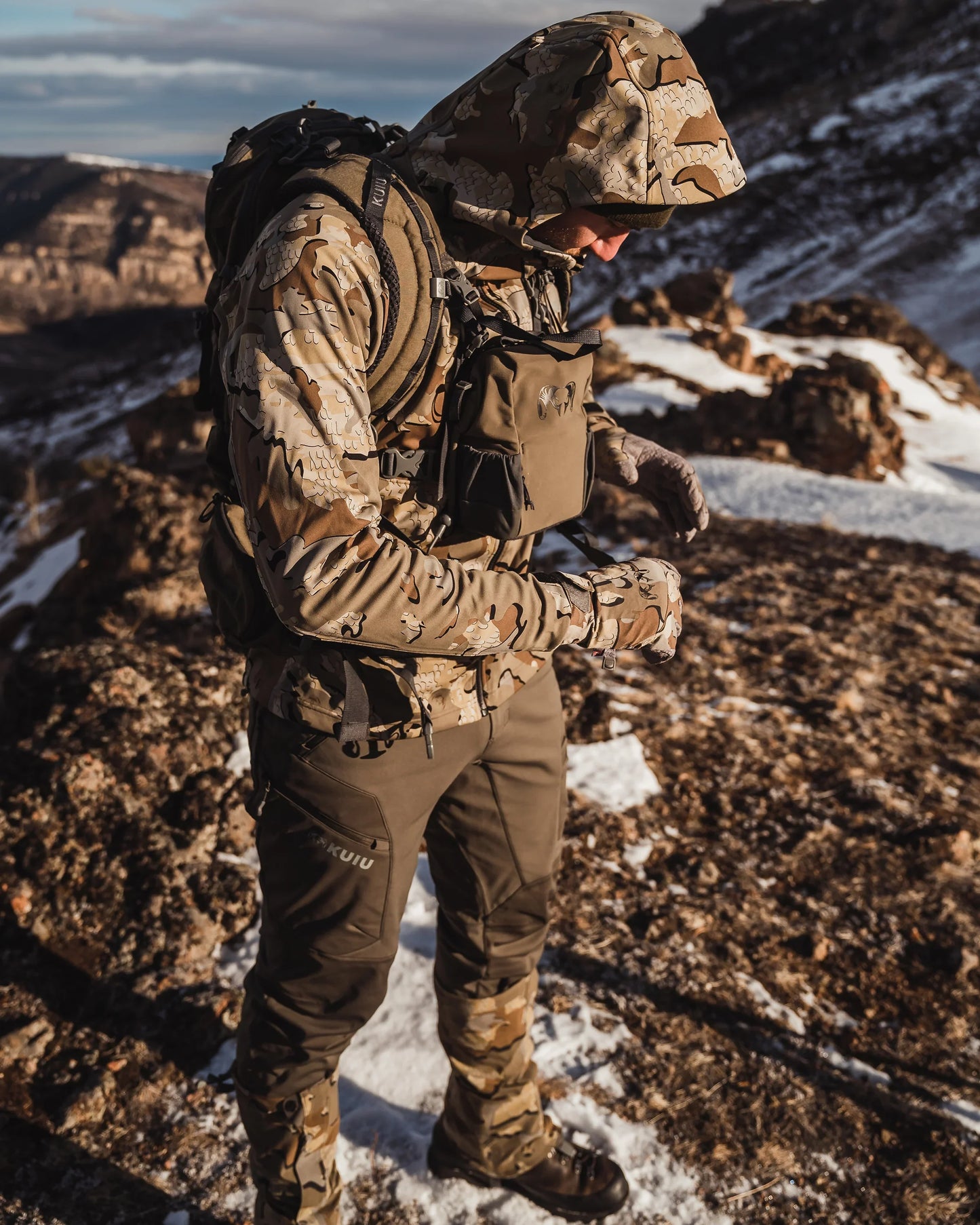 Axis Hybrid Hooded Jacket | Ash