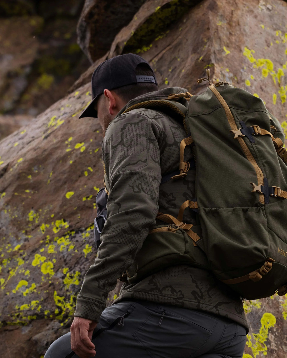 Ridgepoint Fleece Hoodie | Black Tonal