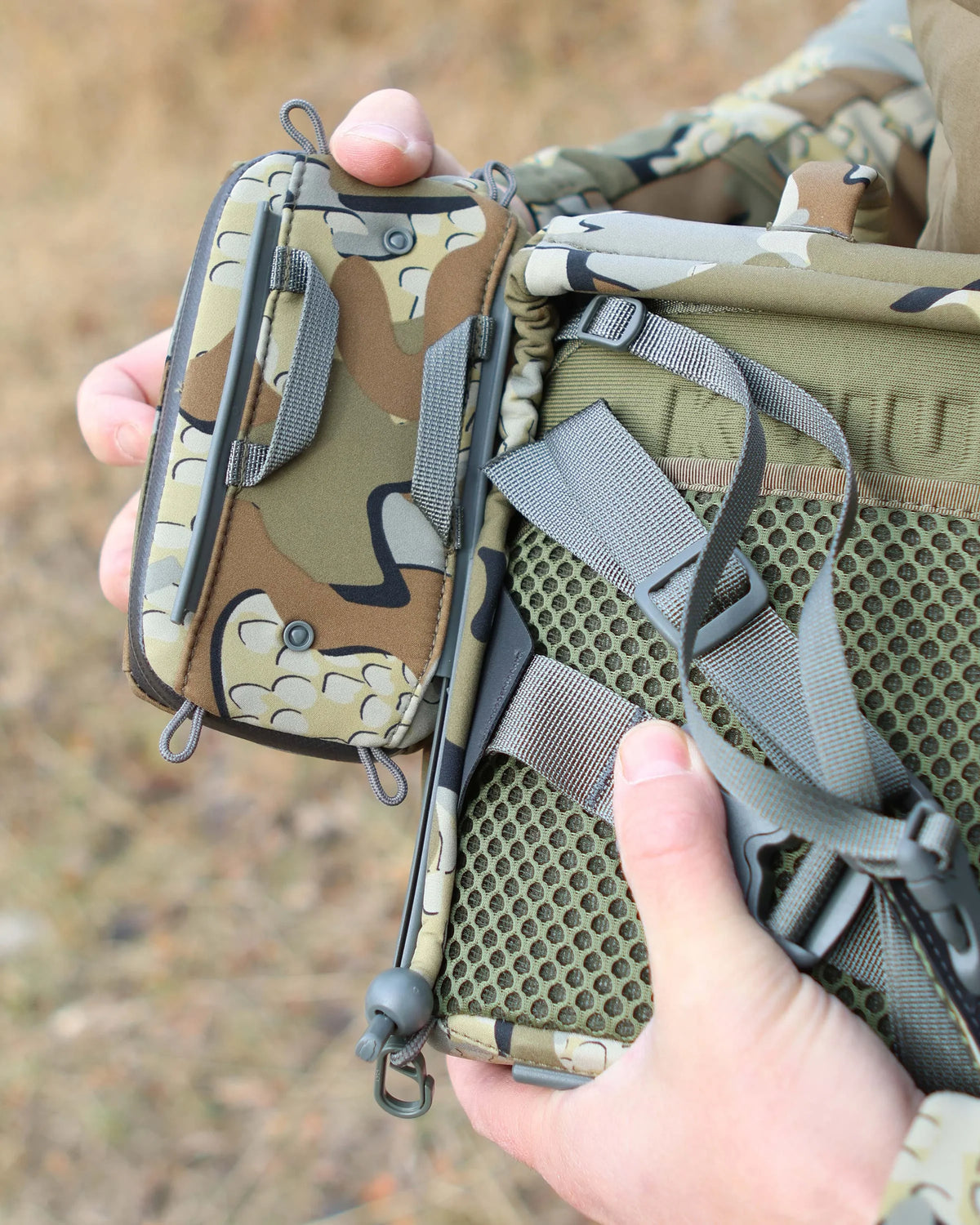PRO G3 Bino Harness Accessory Pocket | Vias