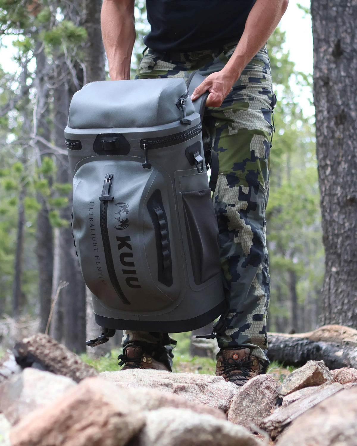 Kodiak 2000 Cooler Backpack | Stone